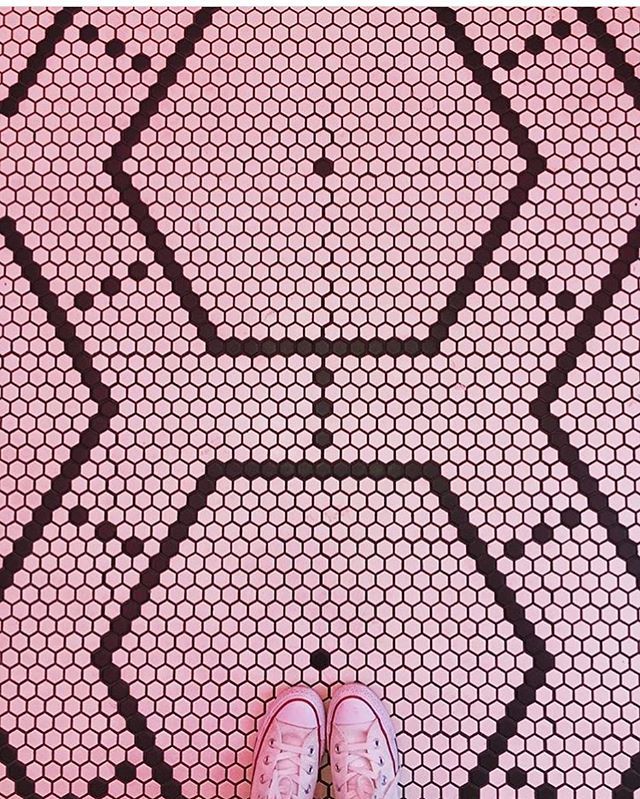 #inthepink with this #instafab pic by @carriampris 💕#tiletuesday #tickledpink #instapink #ihavethisthingwithtiles #mosaic #mosaictile #floor #tiles #tilelove #pinktiles #lookdown #toesontile #ihavethisthingwithpink #toesontiles ift.tt/2H65FOL