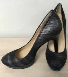 MistressAva3's tweet photo. Tomorrow is payday so listen up all you #footfetish #footworship #footslave #footfreaks buy my worn socks and old heels.. DM me #paypigs #findom @RT4fet @find0m @RTfucker @RTfaggot @RTfeet https://t.co/JoIkXGngle