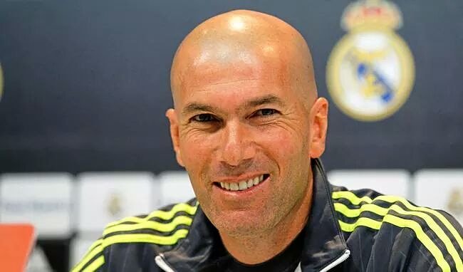 teekeo_ci's tweet photo. Zidane quitte le Real de Madrid
Que retenez-vous de son passage? https://t.co/BIY7dcZ7x7