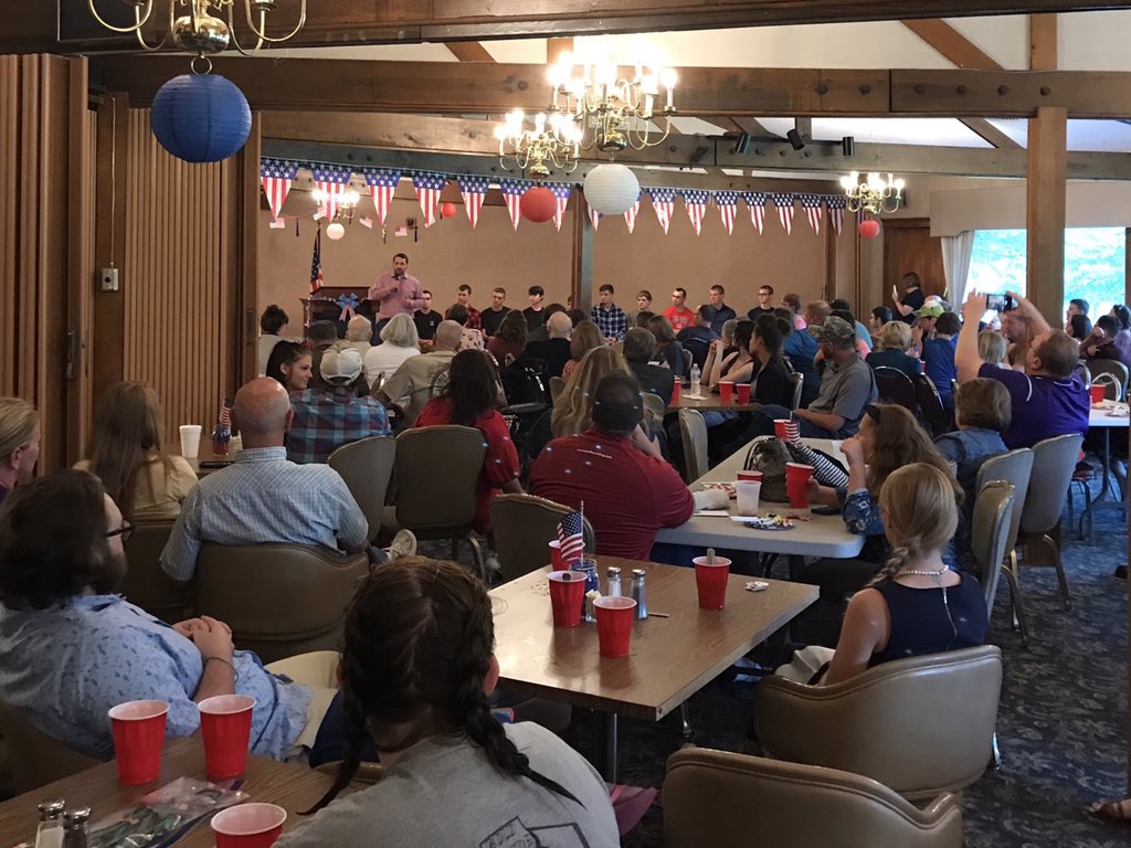 ExlineforIN's tweet photo. The community sent off 10 young men to the military. These men made the same decision I did nearly 44 years ago. It was the best life changing decision I have ever made. 
Godspeed soldiers and sailors. 
Thanks to Kevin Arnett and Cindy Julian for creating the event https://t.co/fFFvQXmtr3