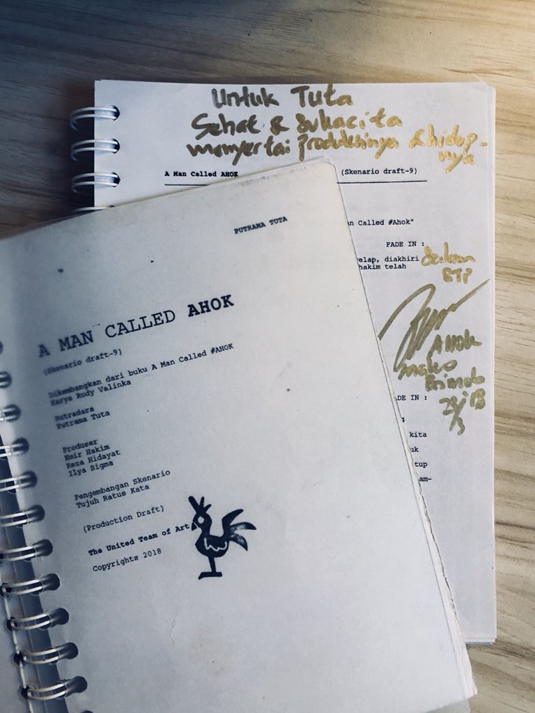 Tahun ini gue kembali menyutradarai film layar lebar adaptasi dari buku @AManCalledAhok karya <a href="/kurawa/">RUDI VALINKA</a> yang menceritakan kisah hidup <a href="/basuki_btp/">Basuki T Purnama</a>. Minta doa yaa 😊