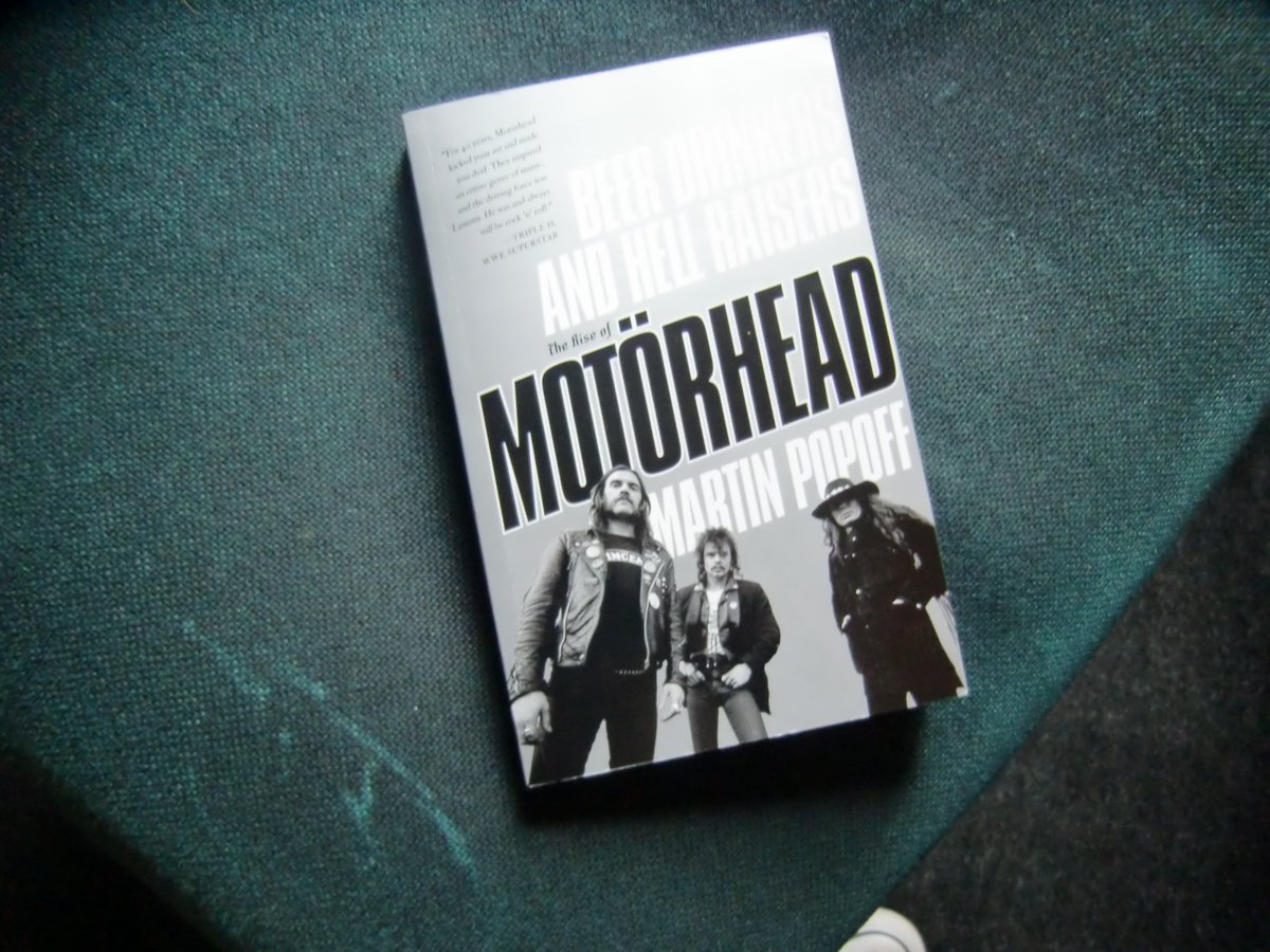 #Motorhead    Reading matter sorted for the week then - #MartinPopoff   #Lemmy  #FastEddieClarke