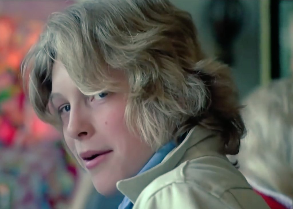 なかよしこけし堂 スウェーディッシュ ラブ ストーリー ベニスに死すのビョルンのデビュー作だけれど この方が素顔のビョルンに近いんだろうね 四枚目の左端の少年が主役なのだけどね ビョルンが輝きすぎてて ちなみに全く可愛くない女の子との