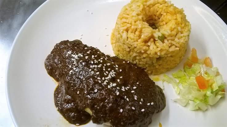 PachamamaSheff's tweet photo. Mole con Pollo
#homemade #mexicanfood #darkchocolate #Spicy 
#sheffieldissuper #Sheffield #sheffoodies https://t.co/vZSNghMyGS