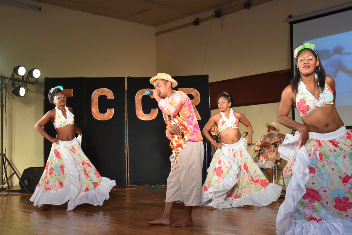 ICCR_GUJARAT's tweet photo. #AFRICAFESTIVAL2018
#Day2 
#MAY272018
#AHMEDABAD
#performanceby "Hibiscus Group" from Mauritius &amp; "Siddi Dhamaal" from Gujarat
@ICCR_Delhi @rivagdas https://t.co/1kRhdPtfUH