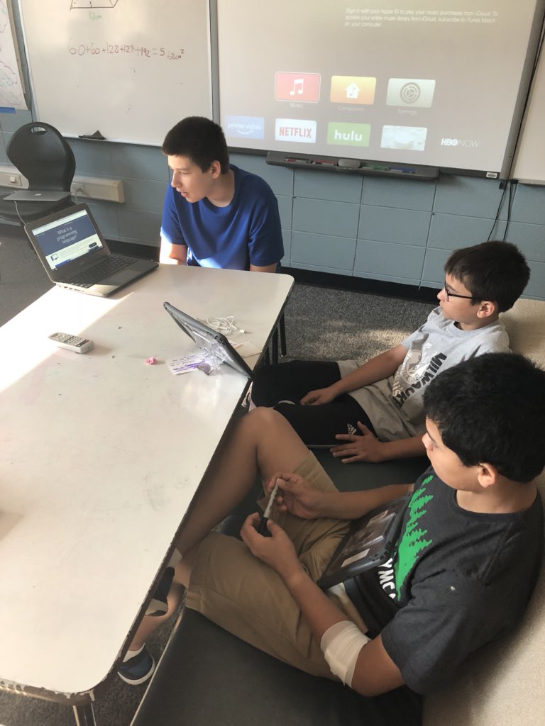 blg0416's tweet image. Learners sharing their passions and process to their cohorts @Randerson__ @edUcation_frwd @STEM_Saratoga #STEAM #studentproposal