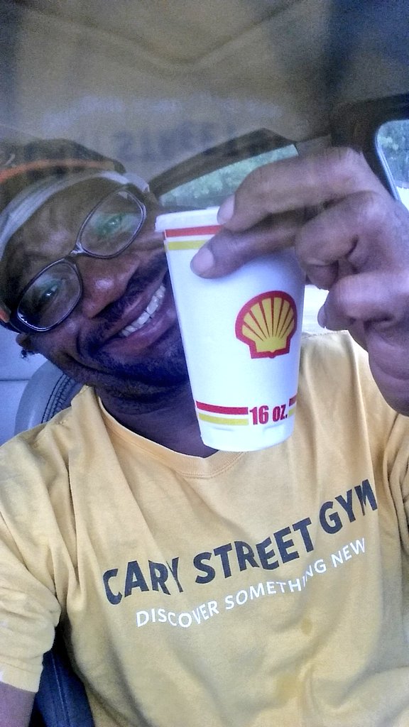 #NationalSmileDay good morning <a href="/RebaCBS6/">Reba Hollingsworth</a> cheers