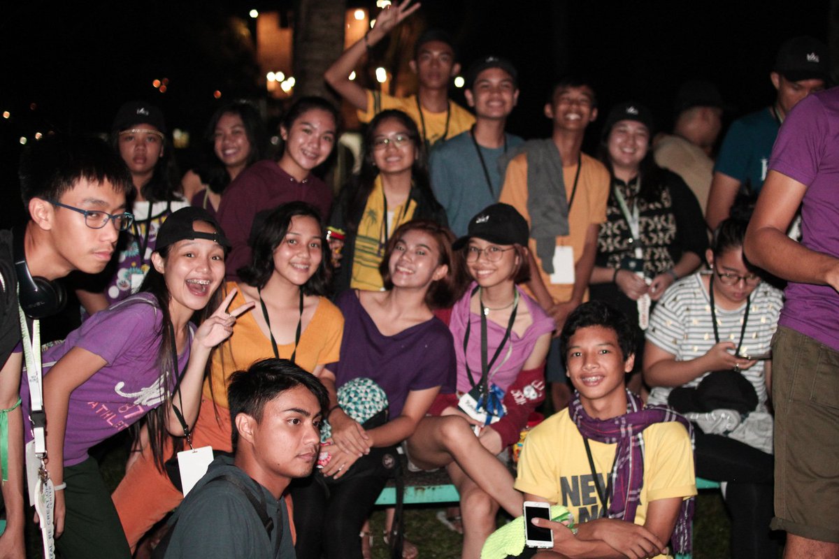 encampusalabang's tweet photo. Refreshed by the reminder of God's kingship over our lives, these sons and daughters of God are now united and ready to face the new school year, representing Jesus as they lead students in campuses around the South!

#AlabangLeadersCamp2018 https://t.co/DKHLmZdgPJ