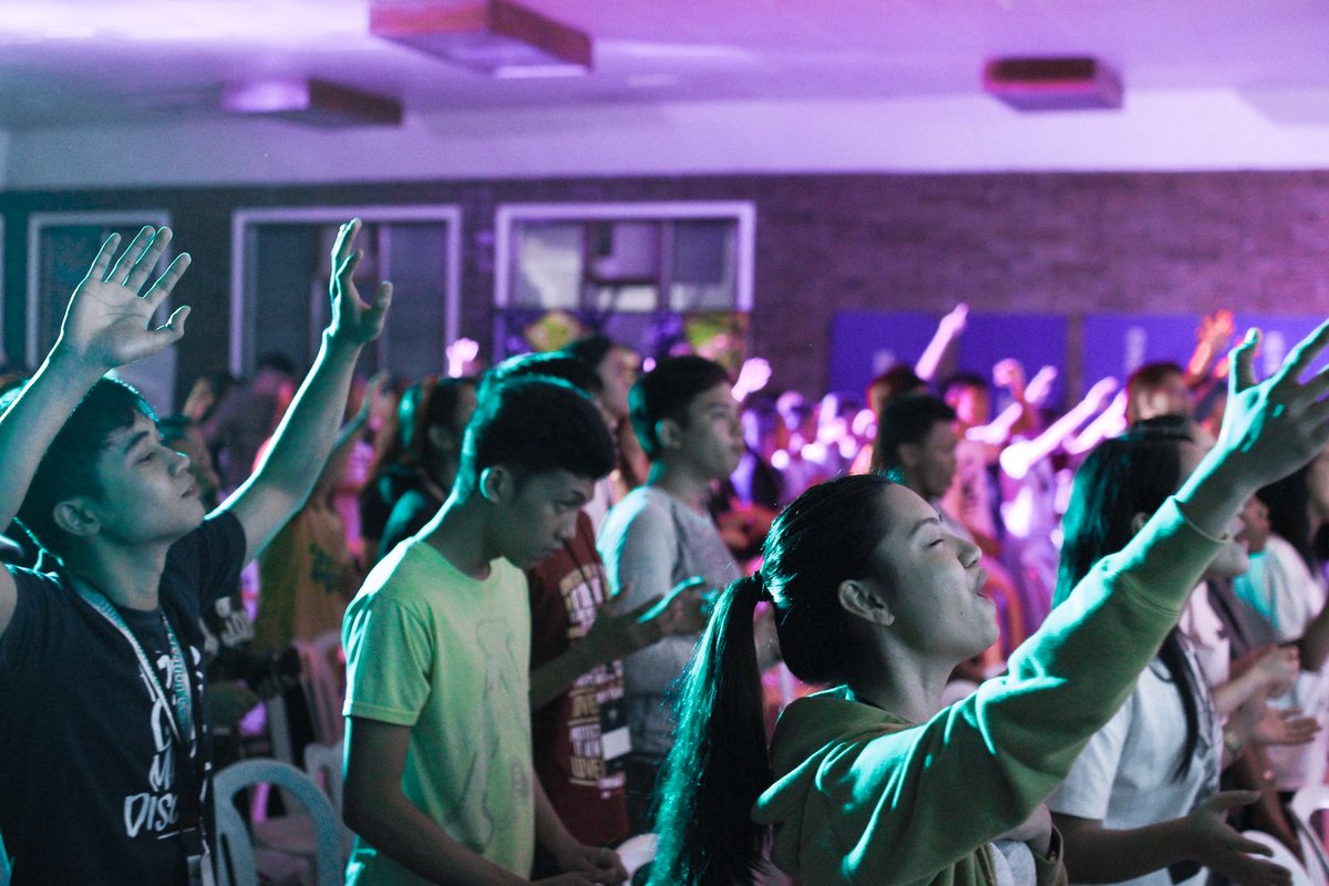 Refreshed by the reminder of God's kingship over our lives, these sons and daughters of God are now united and ready to face the new school year, representing Jesus as they lead students in campuses around the South!

#AlabangLeadersCamp2018