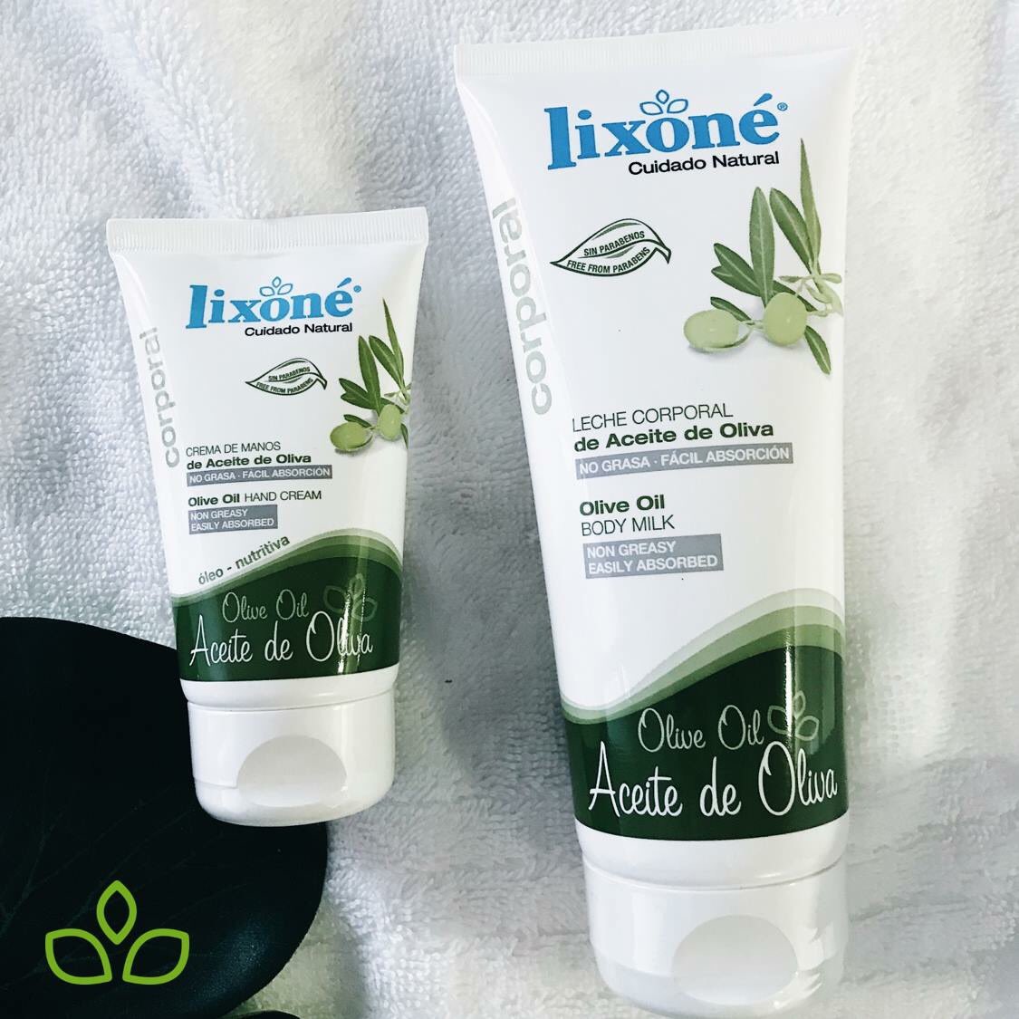CosmeticaLixone's tweet photo. La Leche Corporal de Aceite de Oliva Lixoné proporciona a tu piel elasticidad y firmeza después del baño. Sus extractos de origen vegetal activo favorecen la absorción. ¡También para Manos!💚👌
#cosmeticalixone #lixone #lechecorporal #cremademanos #aceitedeoliva #vegetal https://t.co/AQthzNVBfo