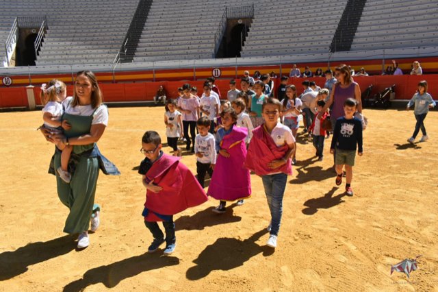 EmilioTrigo's tweet photo. 31.05 Granada
Un centenar de niños de Granada conocen la tauromaquia gracias al Programa Víctor Barrio
Info @cultorocom
https://t.co/ARjj8c7mtM https://t.co/Al39mYenTd
