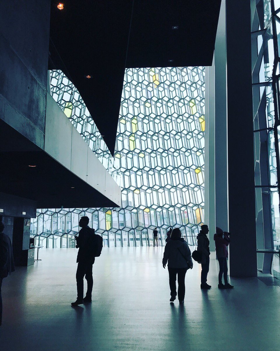 ottifox's tweet photo. @startupisk inspiring speakers at Startup Iceland’s Conference!💡🇮🇸 https://t.co/3BvG5gQngT