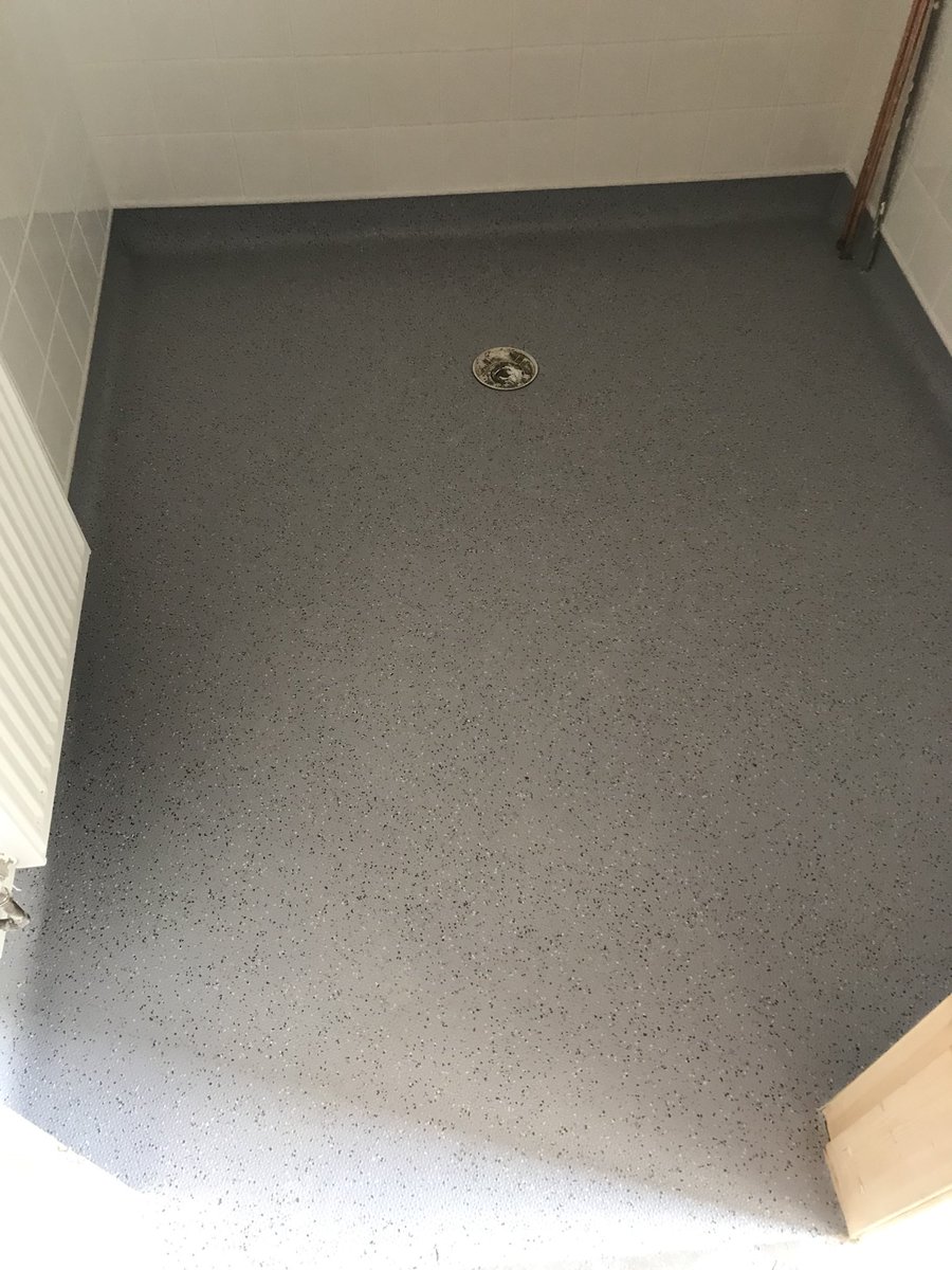 peakflooringuk's tweet photo. Kitchen and #wetroom #adaptation fitted for @hobsonporter @East_Riding #council #socialhousing #withernsea #peakflooring #weloveflooing #contractor #trades #hull #nationwide #flooring #capandcove https://t.co/xS9TZqHeTj