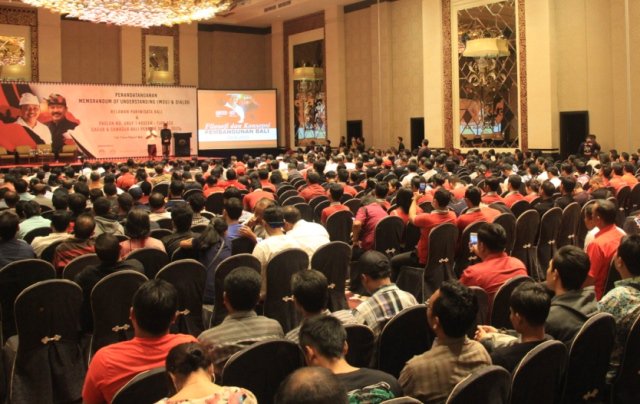 Ribuan Relawan Pariwisata Bali Nyatakan Siap Menangkan Koster-Ace news.okezone.com/read/2018/05/2… #Koster_CokAce #kbs_ace #salam_1_Jalur #KosterAceMenang