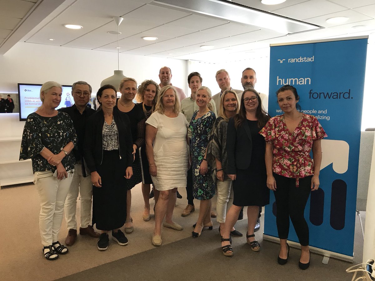 I vårt partsgemensamma projekt med Almega, Unionen och Akademikerna - ett jämställt arbetsliv, hade vi idag förmånen att få träffa medlemsföretaget Randstad (Kompetensföretagen inom Almega). Imponerade av deras mångfaldsarbete. Tack Anki Elken med team