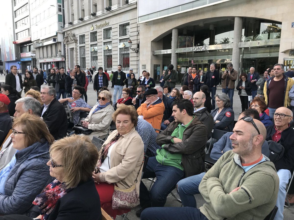 CIGACorunha's tweet photo. Seijo: “O goberno do PP pretende acabar con esta conquista social que é a sanidade pública, para ir a un sistema no que a xente rica poida pagar unha sanidade de calidade e o resto teñamos que ir a unha sanidade de beneficiencia. #SobranRazóns para a #folgaxeral19X” https://t.co/FXrS52TWZg