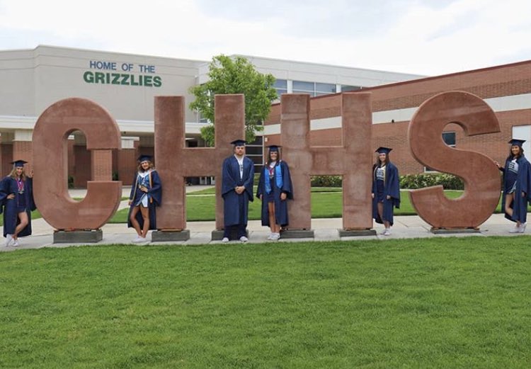 GrizzCheer's tweet photo. We will miss our senior cheerleader! We love you! #chhscheer #classof2K18 https://t.co/qZ7o08g156
