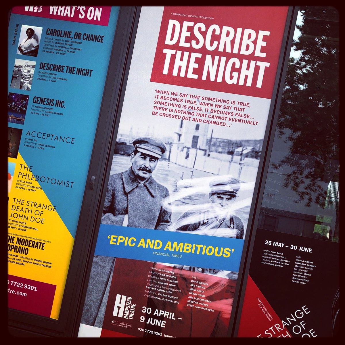 johnmcannon's tweet photo. is going to #DescribeTheNight @Hamps_Theatre @bennyboyblues #HTDescribeTheNight @Spirlingo @RebeccaOMara @AnneliePowell - it was dark https://t.co/rwpNHGslUn