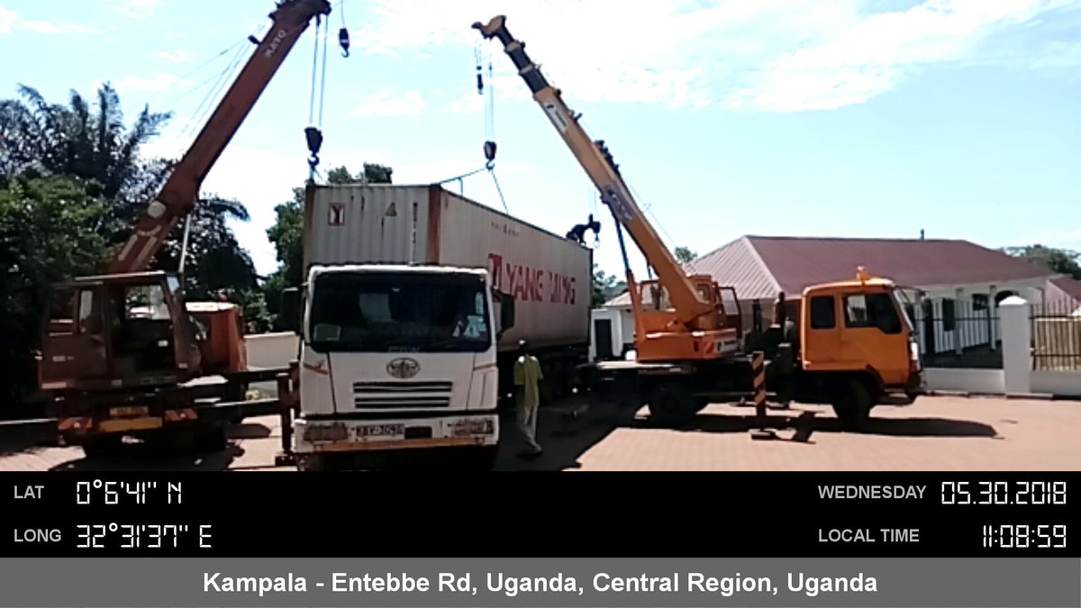 OrphansUganda's tweet photo. Thank you to Books for Africa and Bread &amp; Water for Africa. The 40-foot container with 567 boxes of books for students arrived Wednesday the 30th. Bambi Uganda Orphans/Bega Kwa Bega will use these to provide free books to children from 150 schools. #Africa #Uganda #Kampala https://t.co/R7slHuZYsl