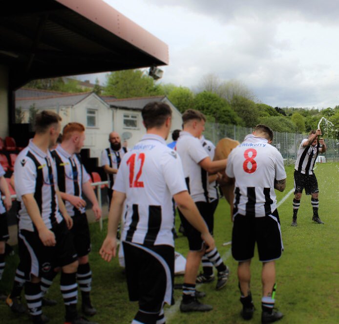 South Wales Alliance League Champions!

Boys have been incredible this year and thoroughly deserve what they have achieved. They have always been there when times have been tough and have continued to work immensely hard to succeed not just on but off the field to. 
#WeGoAgain 💪