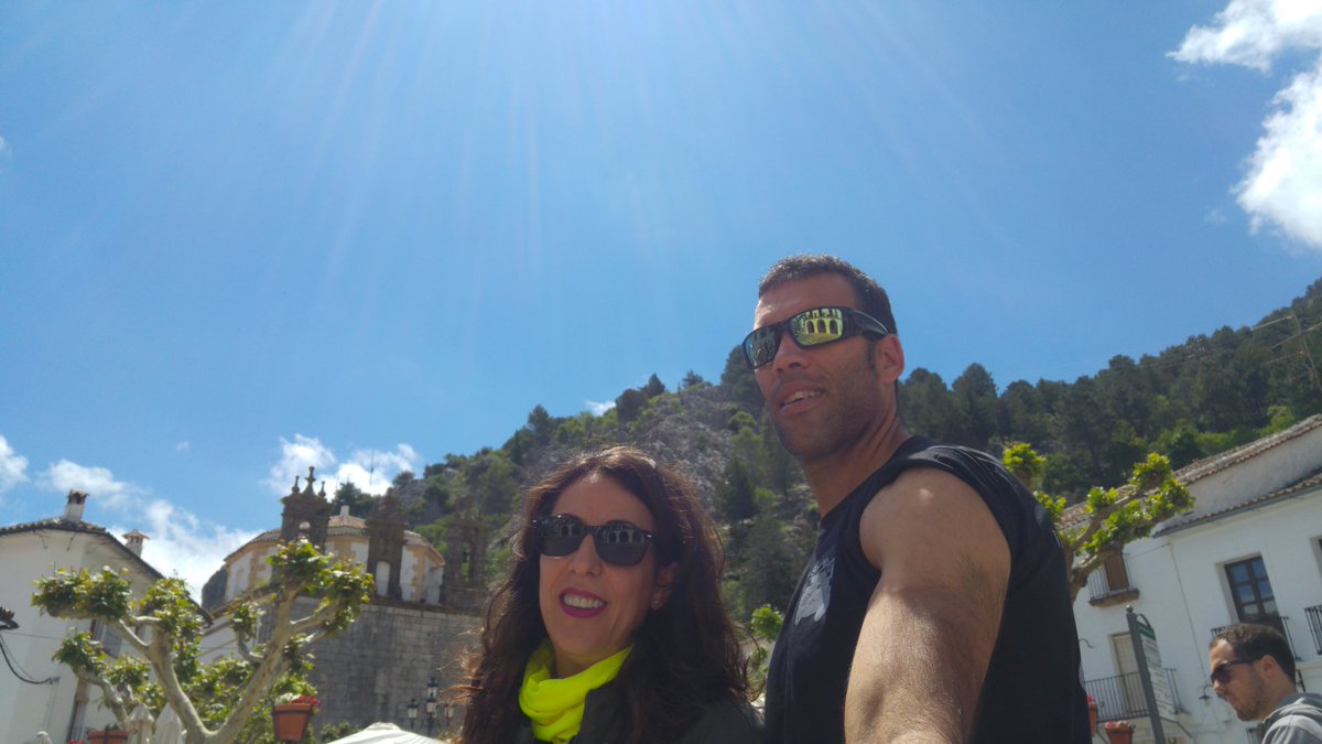 cubacrack's tweet photo. Resumen de un gran día en moto con @valeroy2 https://t.co/Ftljy03e6z