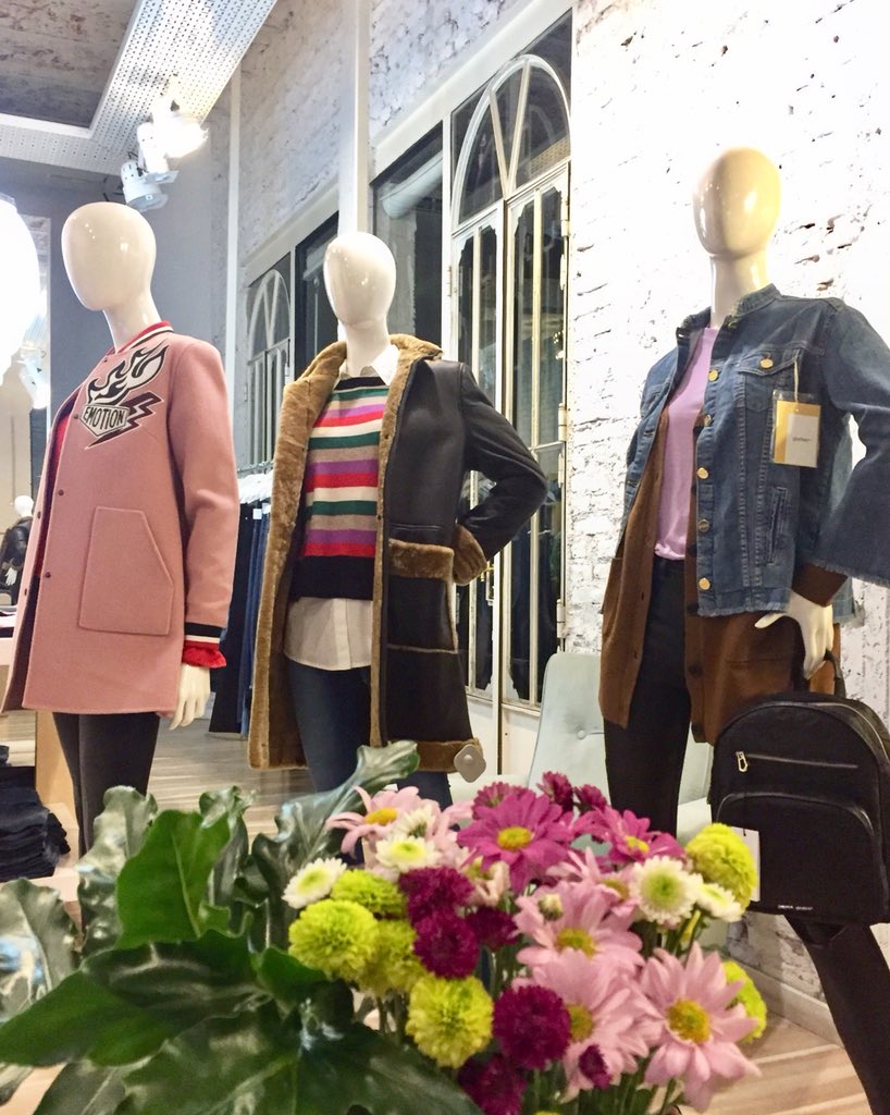 Se vino el Frio❄️Elegí tu abrigo en amorosa_boutique🛍
