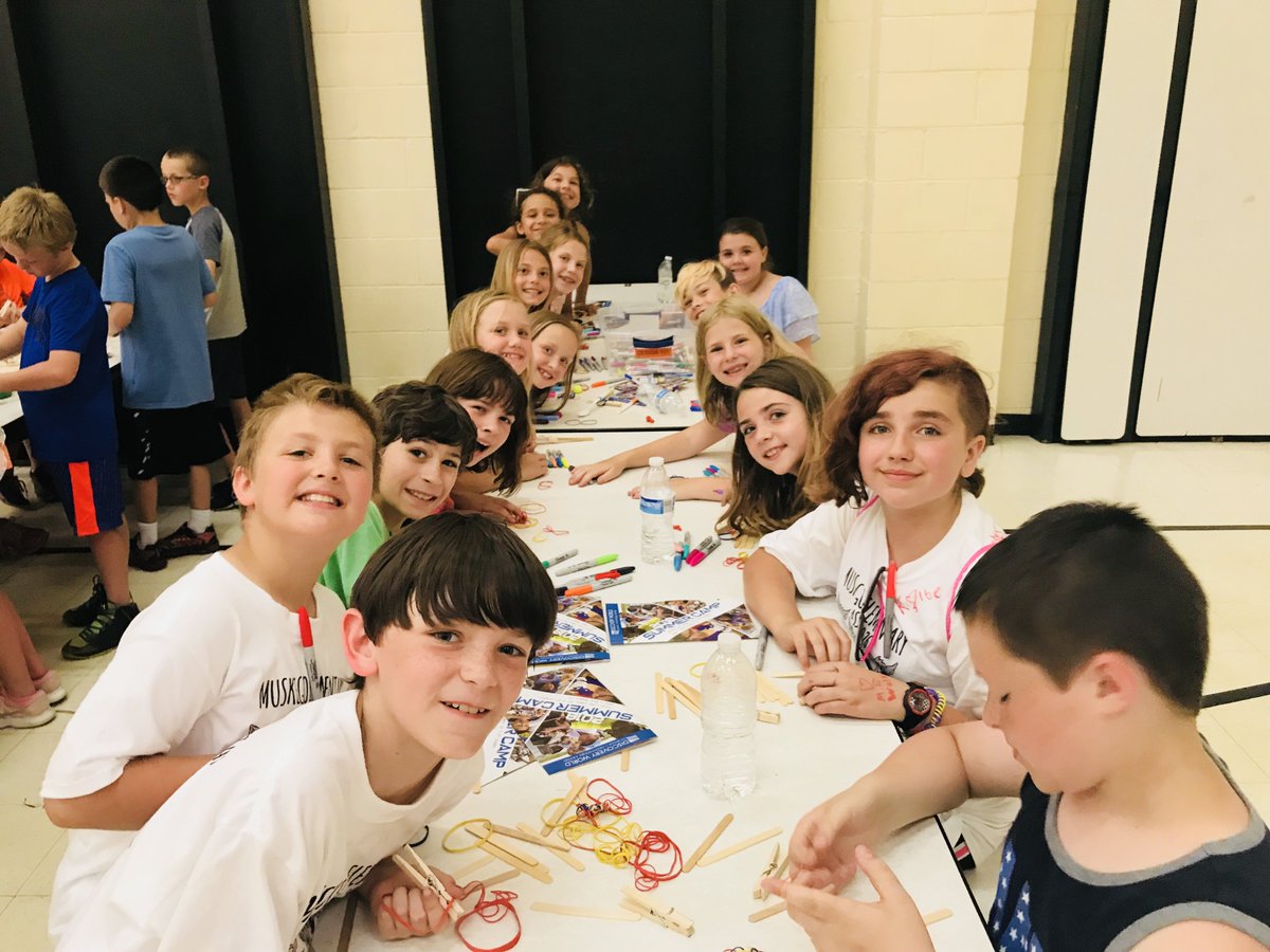 MEWolves's tweet photo. Thank you PTO for the awesome events! https://t.co/PakxkV9f2A