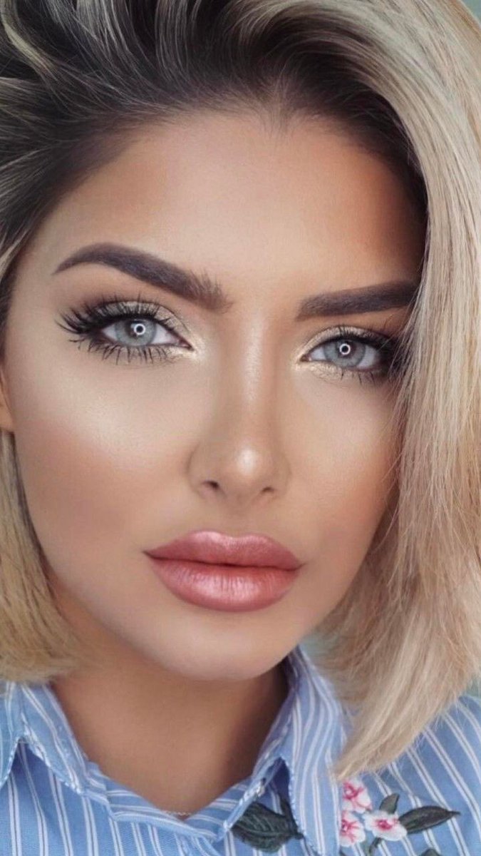 Leona Creo On Twitter Blue Eyes Blonde Hair And Perfect Makeup Makeup Blonde Makeupartist