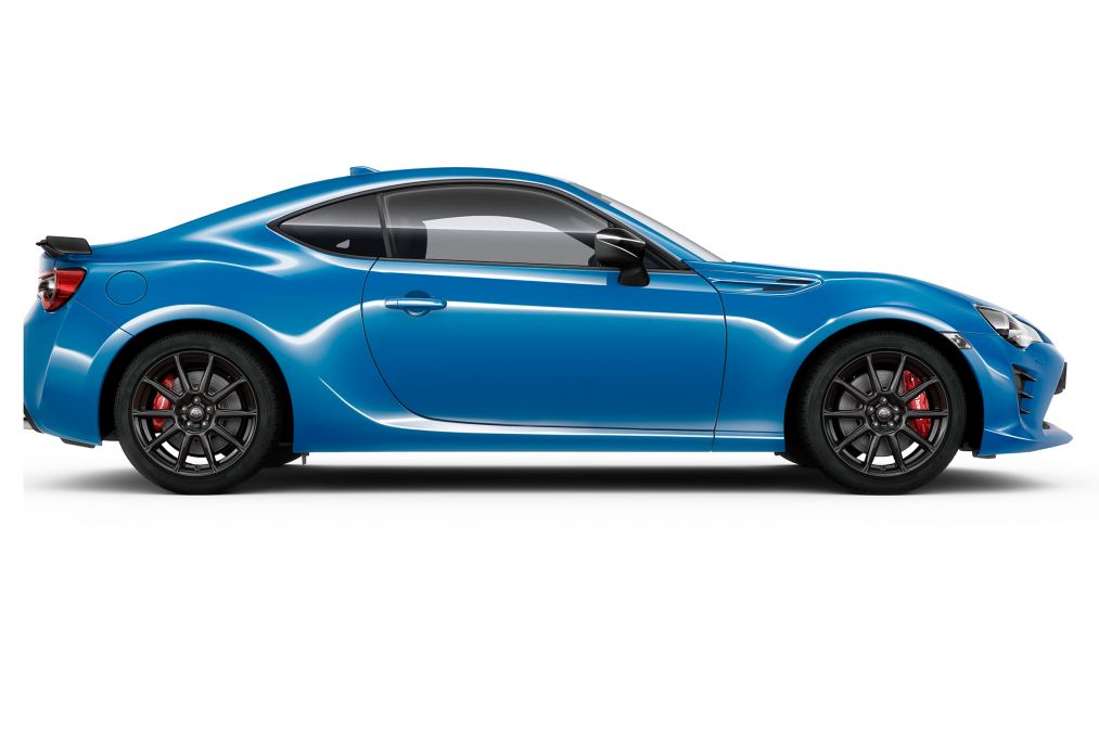 evomagazine's tweet image. Toyota launches flagship GT86 model with new performance pack – evo.co.uk/toyota/gt-86/2…