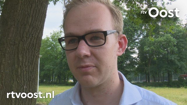 VIDEO: VVD blij dat COC in gesprek gaat met Anninksschool over schrappen homorol bit.ly/2xuMJcT #rtvoost