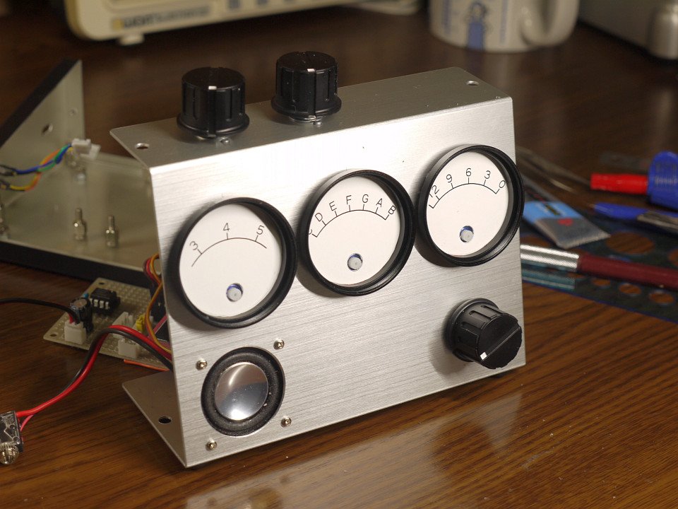 lipoyang's tweet image. 昭和感のただよう筐体ができつつある。
#digithack