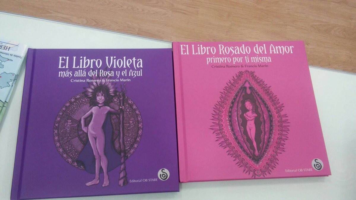 Libro Morado : Purple Book Stock Photo Image By C ...