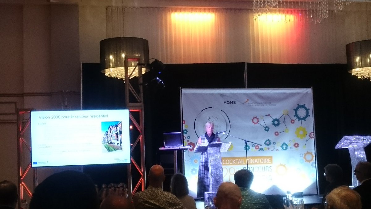 ClubEnergieETS's tweet photo. Mme Johanne Gélinas lance un défi à l'industrie de la construction de s'engager à fond dans la transition énergétique et appel à des projets pilotes avec les municipalités. 
#TransitionÉnérgetiqueQC
#CongrèsAQME
@MaitriseEnergie https://t.co/pyypHmWv5N