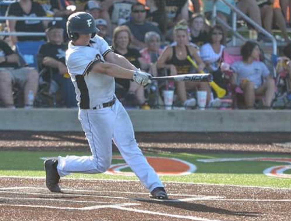 forneybsb17's tweet photo. 🚨🚨IT’S GAMEDAY!!!🚨🚨Reg Final Gm 1 vs Prosper is tonight at 7:30 at DBU!!!! We need everyone there tonight!!! Come early and get loud!! #CarpeDiem #PLAYFOREM #antibtdi https://t.co/nneBftnkmO
