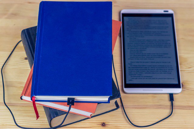 UofGADD's tweet photo. Involved in teaching @UofGlasgow? Our 'How to Moodle' team is working on a project for using Moodle for active learning and teaching called 'MALT'. We want your views of using digital technology to support active learning and teaching. https://t.co/HBNCXQtUmA #UofGLEADS #UofGMALT https://t.co/FDFNPkglWL