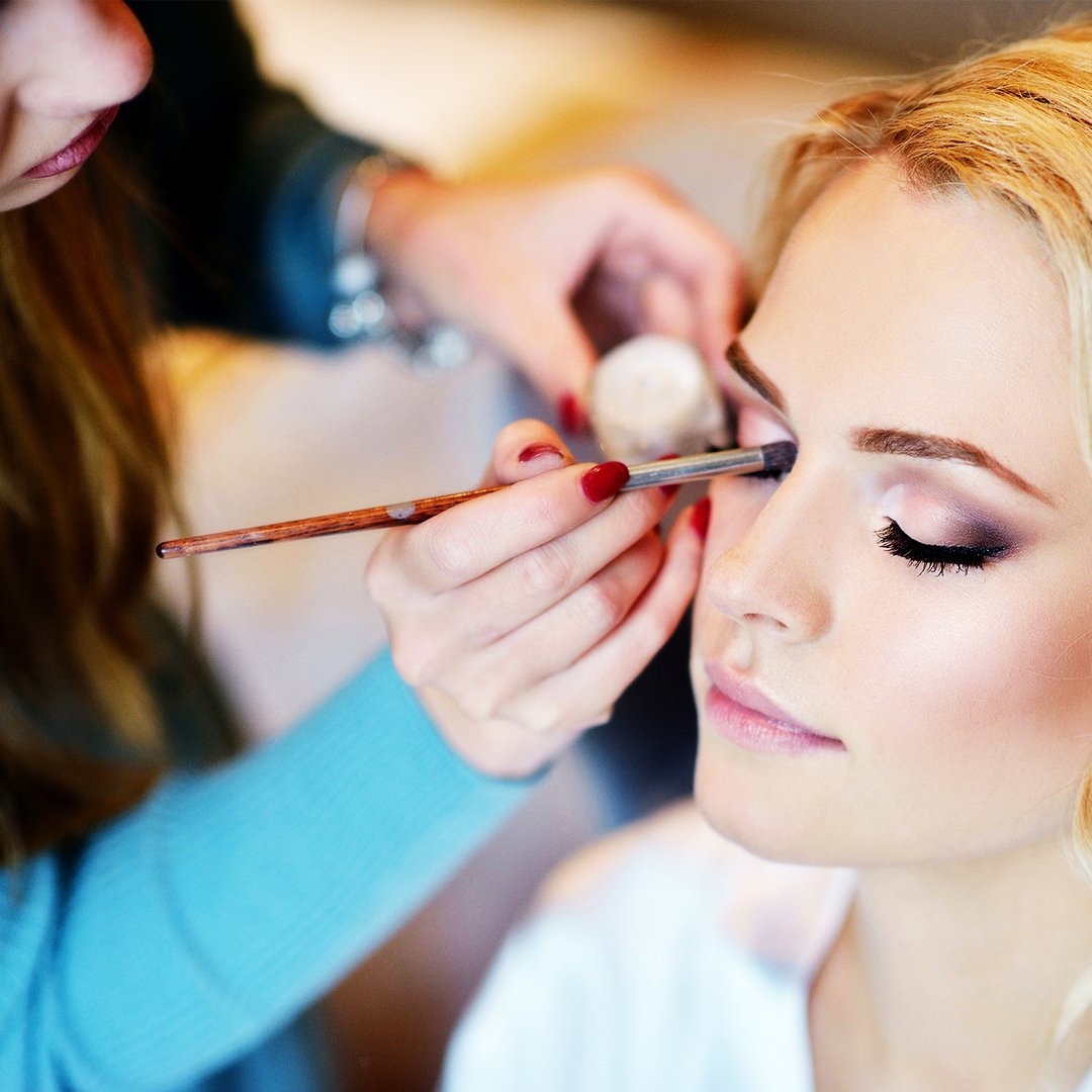 Neutral or bold makeup  - what do you prefer for your special day?
#PavilionGrandHotel #LikeNoOther #hotel #PavilionSquare #Saratoga #SaratogaSprings #beauty #makeup #spa #massage #wellness #hair #hairstyle #facial #facials #makeover #wedding #events #weddings