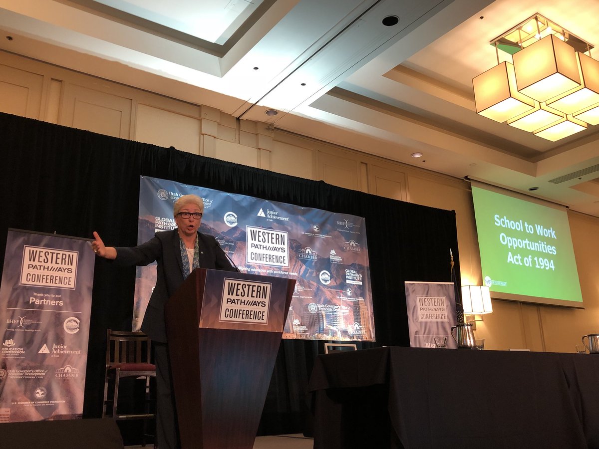 NAFCareerAcads's tweet image. NAF’s President, JD Hoye, gives context to the education/workforce conversation by explaining the back story of the School to Work Opportunities Act of 1994. Stressing that labels are not as important as what the actual meaning behind it. #pathways18 #befutureready #cte