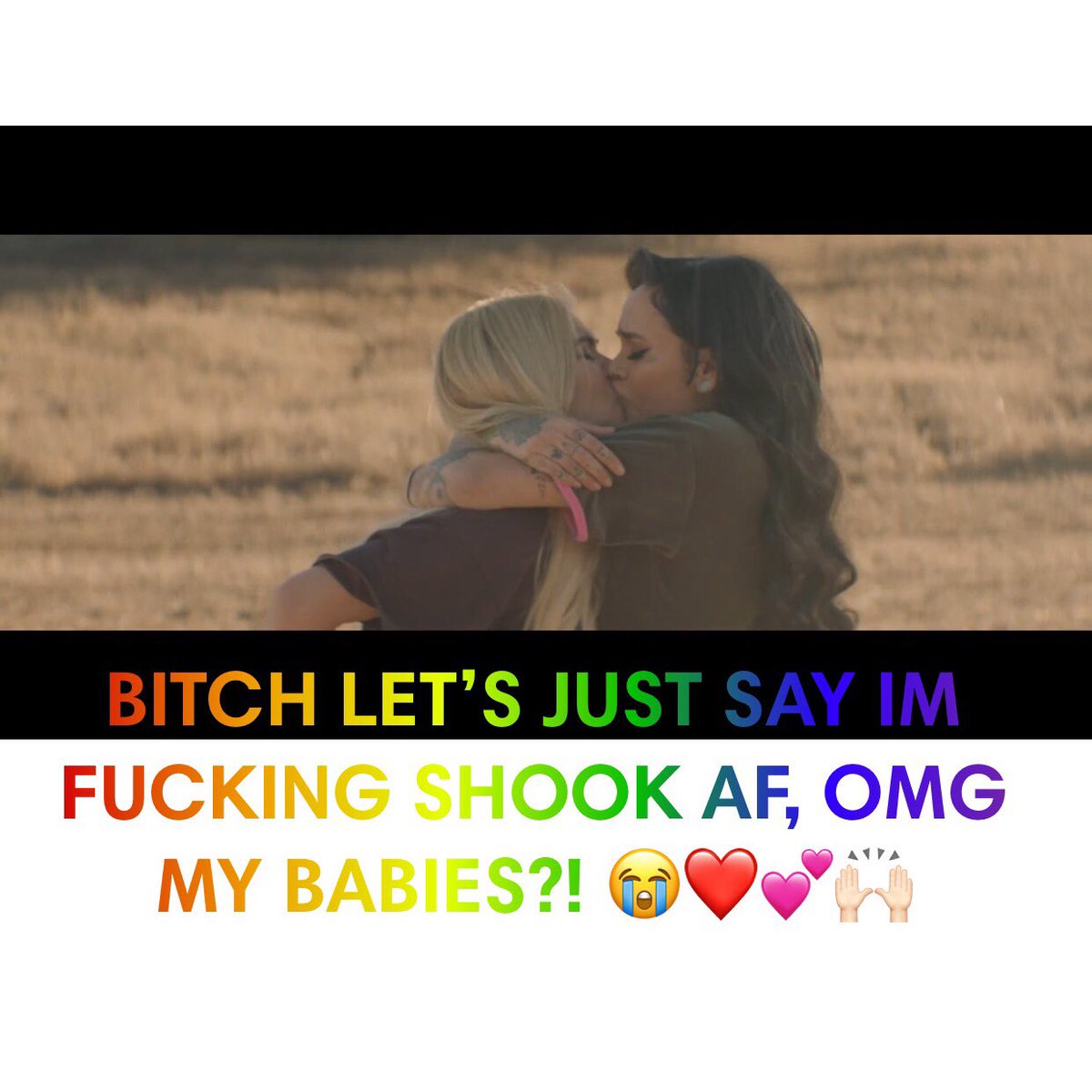 krispy_crazs's tweet photo. @Kehlani @HayleyKiyoko ALL THE WIGS FLEW BITCH OMG!! THIS IS ABSOLUTELY EVERYTHING 😭😭😭 my babies 💕😭🙌🏻❤️ https://t.co/o9zB7DtqOr