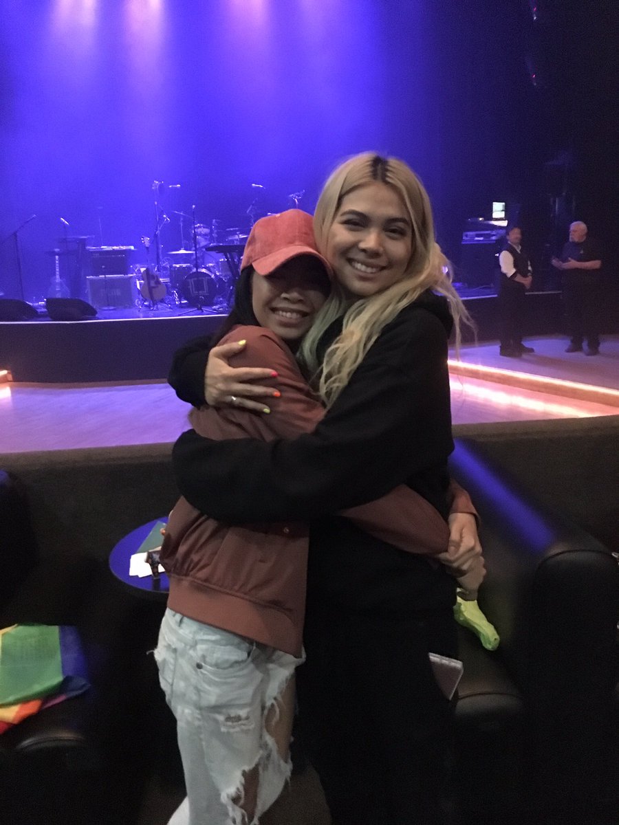 krispy_crazs's tweet photo. @Kehlani @HayleyKiyoko ALL THE WIGS FLEW BITCH OMG!! THIS IS ABSOLUTELY EVERYTHING 😭😭😭 my babies 💕😭🙌🏻❤️ https://t.co/o9zB7DtqOr