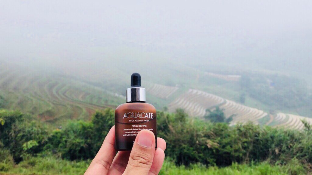 VanLe_Skinaz's tweet photo. #Tinh_chất_bơ #SKINAZ:
+ Chứa 99,6% tinh túy bơ nguyên chất, được tổ chức #ECOCERT chứng nhận 100% hữu cơ, an toàn cho phụ nữ có thai &amp; em bé.
+ Dưỡng ẩm; phục hồi da hư tổn, dị ứng, v.v...
https://t.co/wsj0IsgT9a
📲 #Vân_0932686338
#SkinazBeauty
#JolaCosmetics https://t.co/9EqO0Z9mGq
