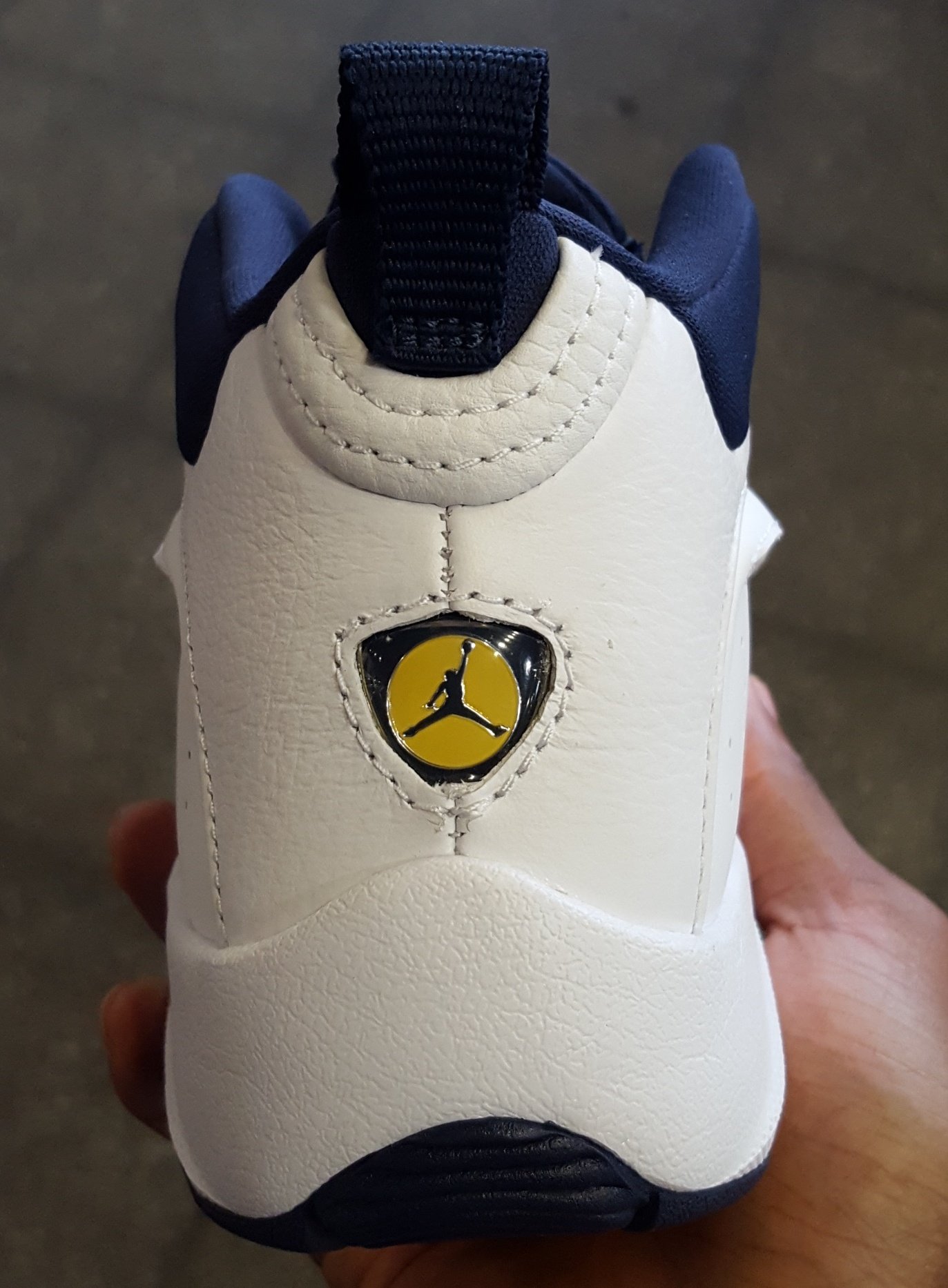 David Whitehead on X Not that nobody cares but the Jordan Jumpman Swift 6 retro is back for the 1st time in 19 years. https t WtFfJ0JOBi X