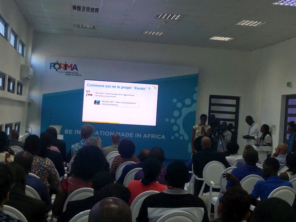 SemeCity's tweet image. À présent, nous assistons à la séance de pitch des projets du groupe 1 du #ChallengeFund. C&apos;est le projet &quot;Clean Beach&quot; qui ouvre le bal des présentations de 7 min/projet devant le jury. #Forima2018 #InnovationMadeInAfrica #SemeCity #Wasexo