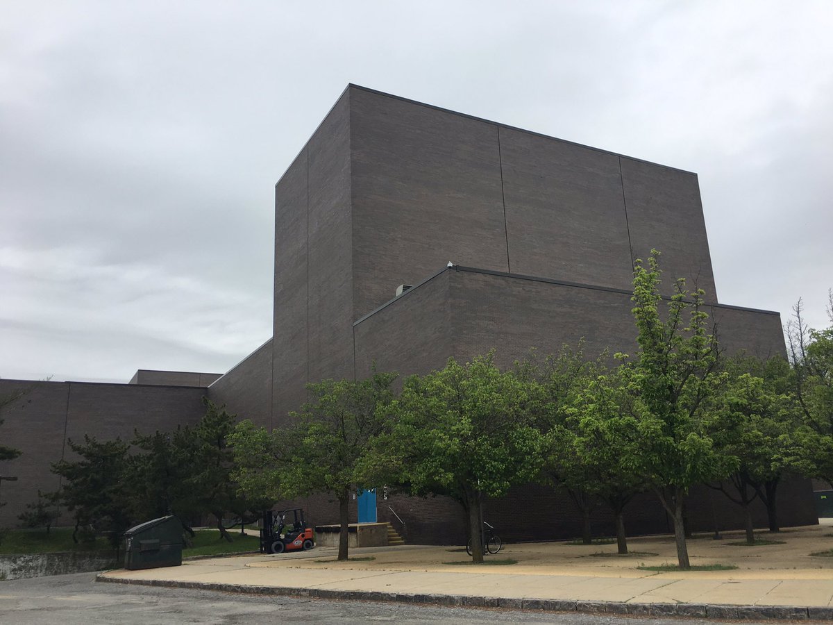 YHSDeGennaro's tweet photo. Just completed a meeting at Purchase in preparation of @YtownClass2018 Graduation Ceremony. 🌽🎓 #YorktownCSD @RonHattar @YCSDloshea @YHS_Senate @YHSNYGuidance @GOLLISZJOHN @CMillerYorktown @YHS_Avdek @cheryl1reynolds https://t.co/SMrREAc4N6