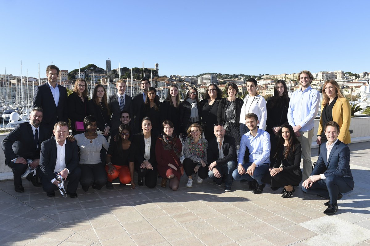 TRUSTECH_Event's tweet photo. To celebrate the #Global Exhibitions Day, the TRUSTECH Team joins @comexposium for the #GEDNumberChallenge ! #GED18 https://t.co/SOxLA2L6uc
