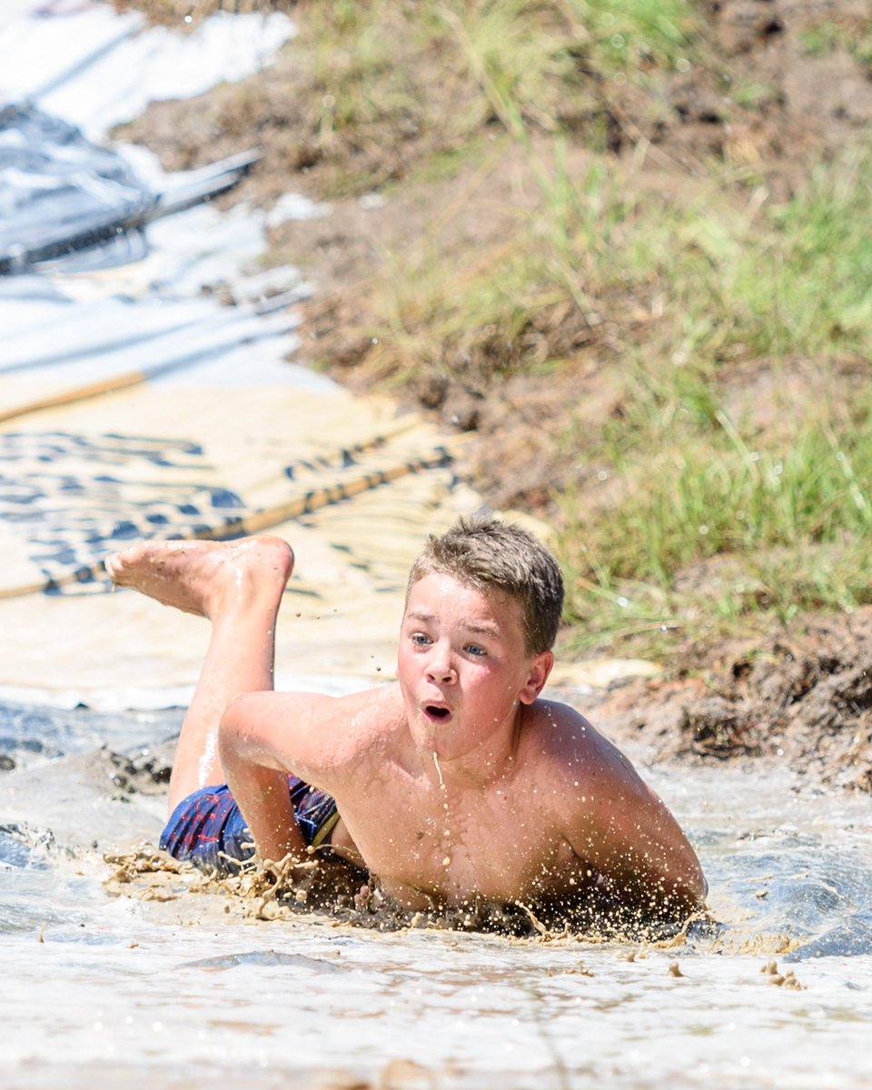 jcbmudfest's tweet photo. Stop what you're doing and sign up now! The next PRICE INCREASE happens on Saturday, June 2!

Use this link to sign up! https://t.co/NAjwb7LZeu … …

#JCBMudFest2018 #LetsGetMuddy #DoItForTheKids https://t.co/b8dVoLzv5Y