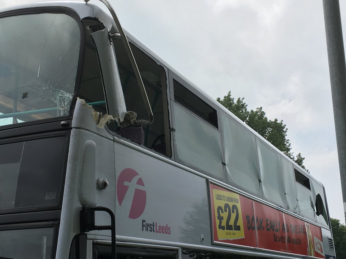 WYP_RPU's tweet photo. Seacroft, Leeds, an unfortunate coming together of a tractor (bucket) and a bus. Luckily no injuries to any passengers or drivers. Both parties advised accordingly about how it could have been avoided #team2 https://t.co/SBtbLKjnuG