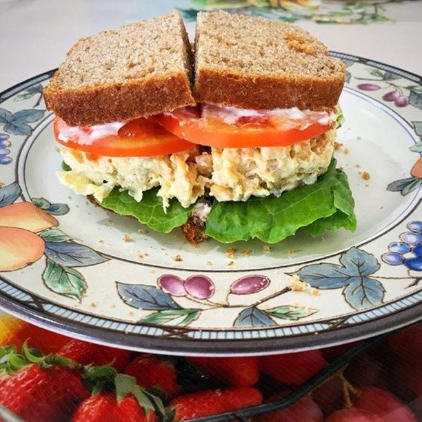 This tuna sandwich (and @thegrassfedredhead) has a big secret to tell you...
Link for the reveal: bit.ly/mockwich ift.tt/2H8O4FM