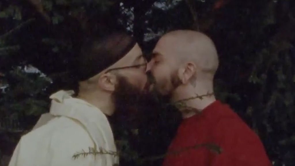.@JuanGHRV 'GH Revolution' estrena un reivindicativo videoclip contra la homofobia ✊🌈 bit.ly/2J0vtl1