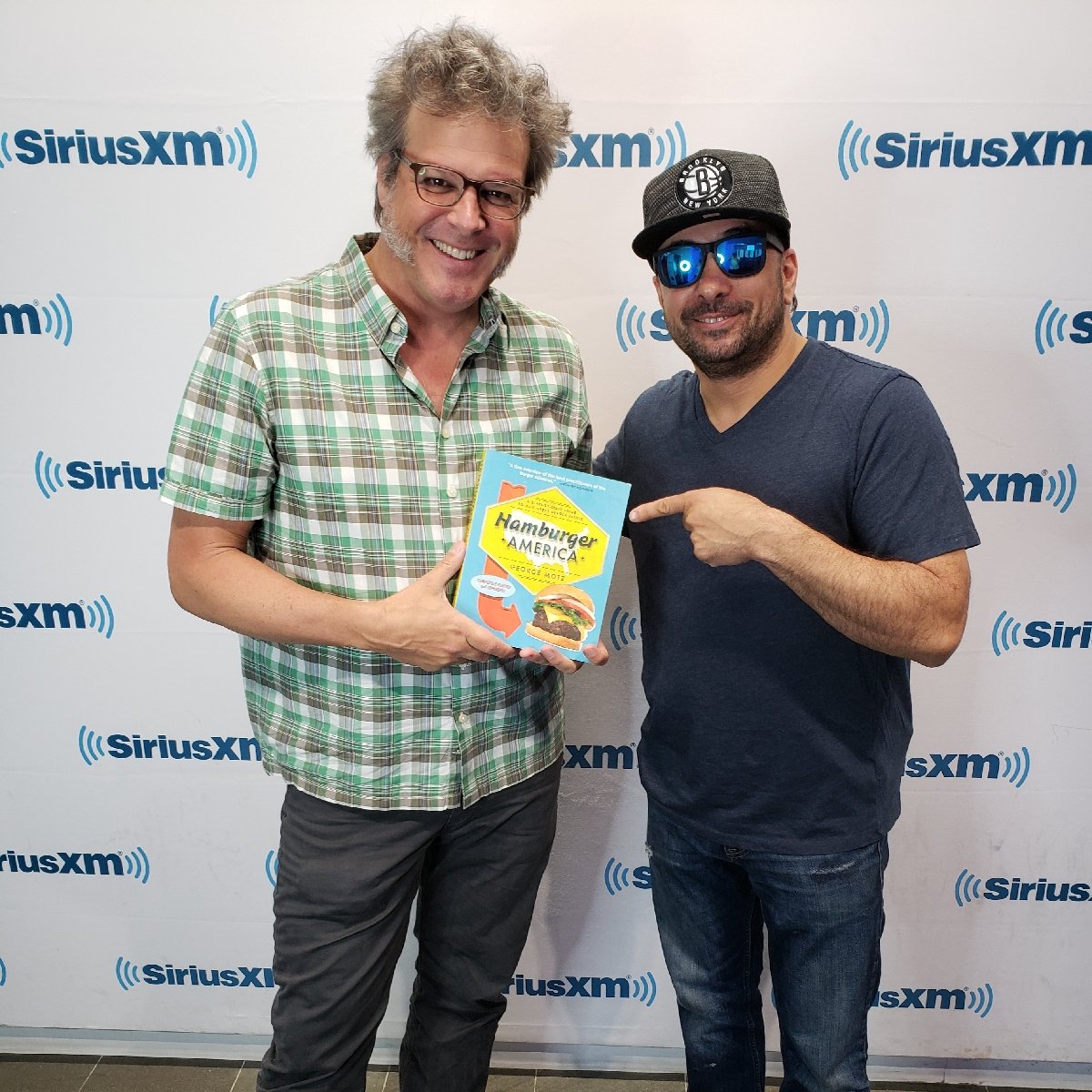 Had a great time on <a href="/SIRIUSXM/">SiriusXM</a> with <a href="/hardtimessundae/">NYC's #1 burgertruck</a> this AM! #HamburgerAmerica is out now..
#rolandsfoodcourt