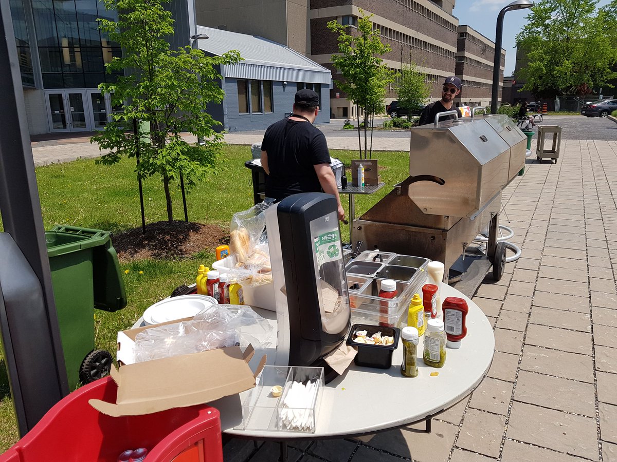 MohawkCollege's tweet image. Forgot your lunch? Enjoy a fantastic #BBQ today and all summer long right outside of the @MSAmohawk building. Don't miss out on live music and BBQ every Thursday from 11am till 1:30pm. #MSAevents